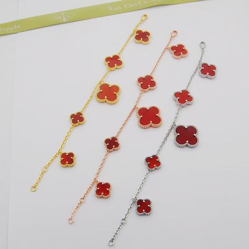 Van Cleef & Arpels bracelet 01lyh42